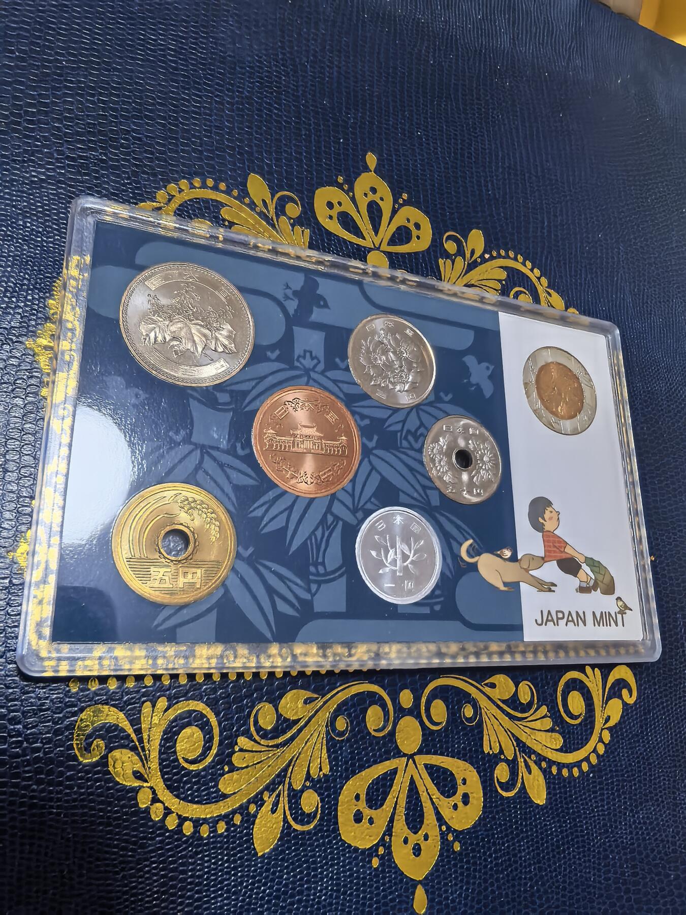 长老汇马年精选第十三场拍卖 2006日本6枚敬老套装，含1枚双色金属章