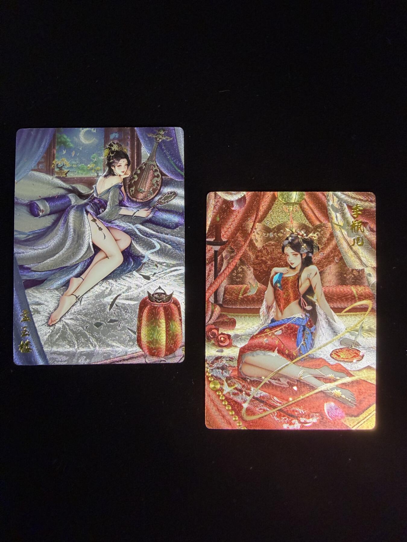 奇点卡牌限时专场无佣金 亲签 限编 所有卡牌独家赞助 部分卡牌支持多宫 流拍商品会循环上架 禁止小号扛价 拒绝套路 部分卡牌设有底价 大家放心拍！祝各位卡牌大佬名流身体健康！ 奇点卡牌 梦 金瓶梅 异色李瓶儿➕异色孟玉楼 