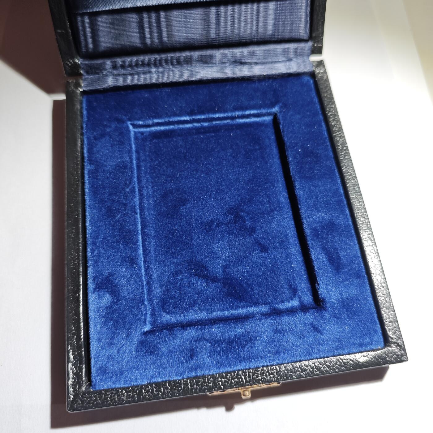 大象古币古希腊古罗马钱币专场首次拍卖1 意大利顶级钱币收纳盒品牌Abafil—评级盒礼盒蓝丝绒内衬可装1枚评级币完全未使用