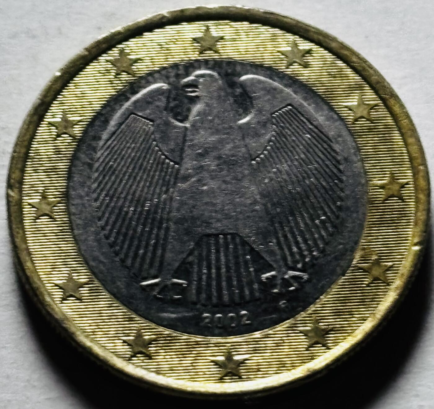文馨钱币收藏第 298 场，长期接代拍业务 好品 2002 年德国 1 欧元 第一版首发 F 版