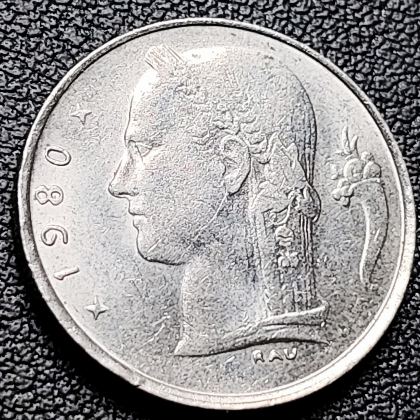 泉币菌-第216场-拍品多 请提前出价 。