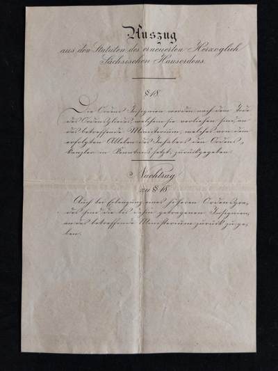 凯旋世界勋赏（第23期）（欢迎送拍）（对拍品有疑问请询问客服，不接受到手刀，出价默认拍品品相。请认真阅读拍卖规则！出价默认已认可！）（收到货请录制开箱视频，无视频概不处理问题。） - 帝德 萨克森王国勋章归还义务 章程说明书 《更新后的萨克森公国院门勋章章程》摘要 和萨克森勋章证书一同授予 时任大尉博塞