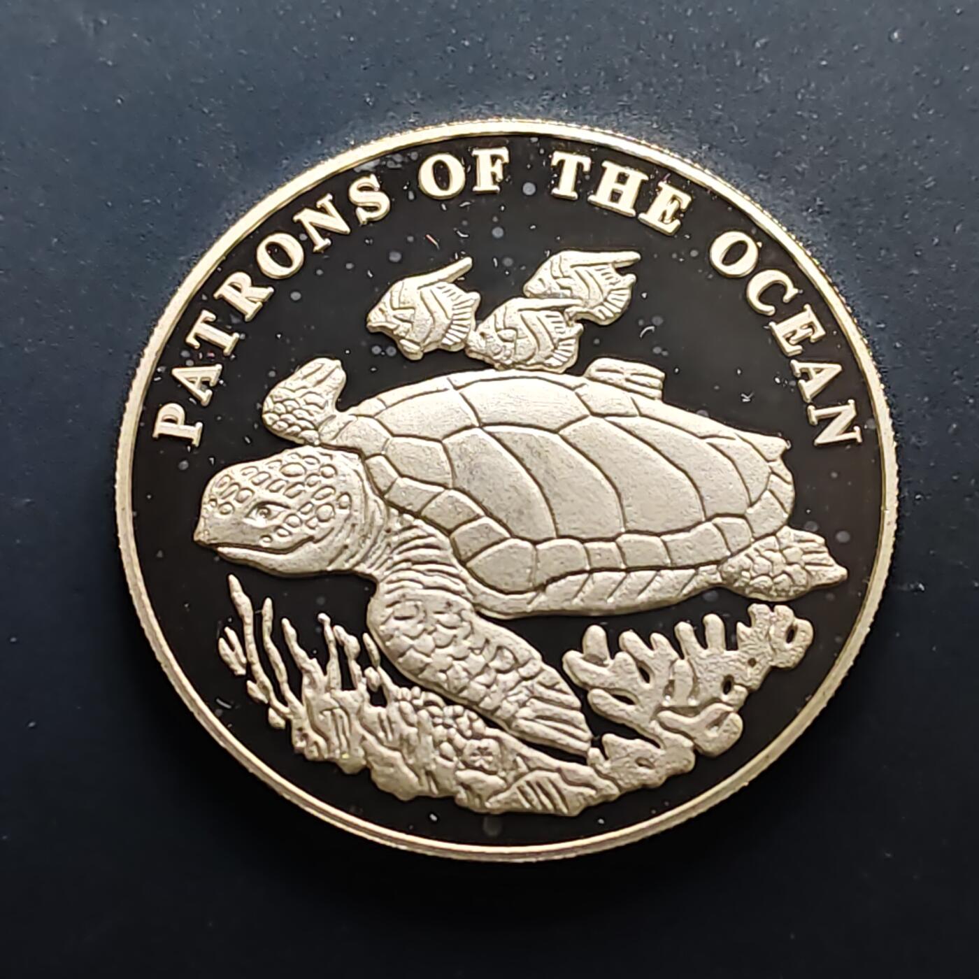 【全场包邮】纯粹捡漏拍517场 赞比亚2001年4000克瓦查海洋守护者系列红海龟精制纪念银币【37.9毫米20克99.9%】