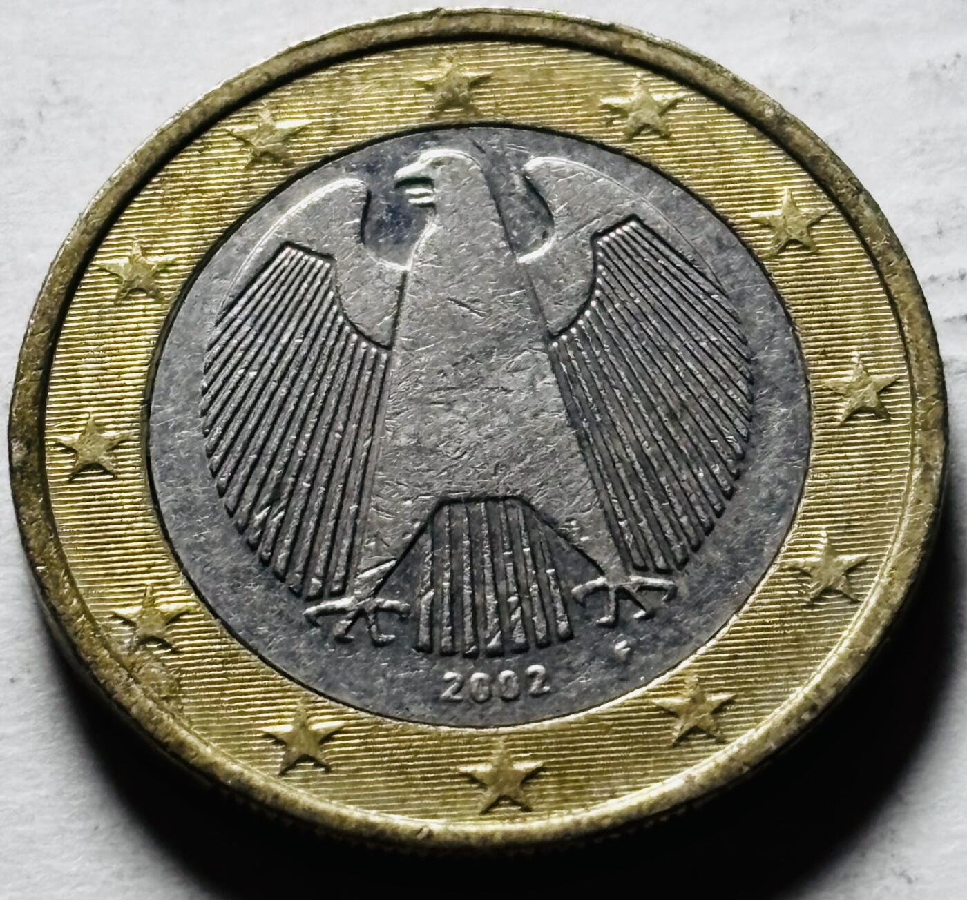 文馨钱币收藏第 298 场，长期接代拍业务 2002 年德国 1 欧元，第一版首发 F 版