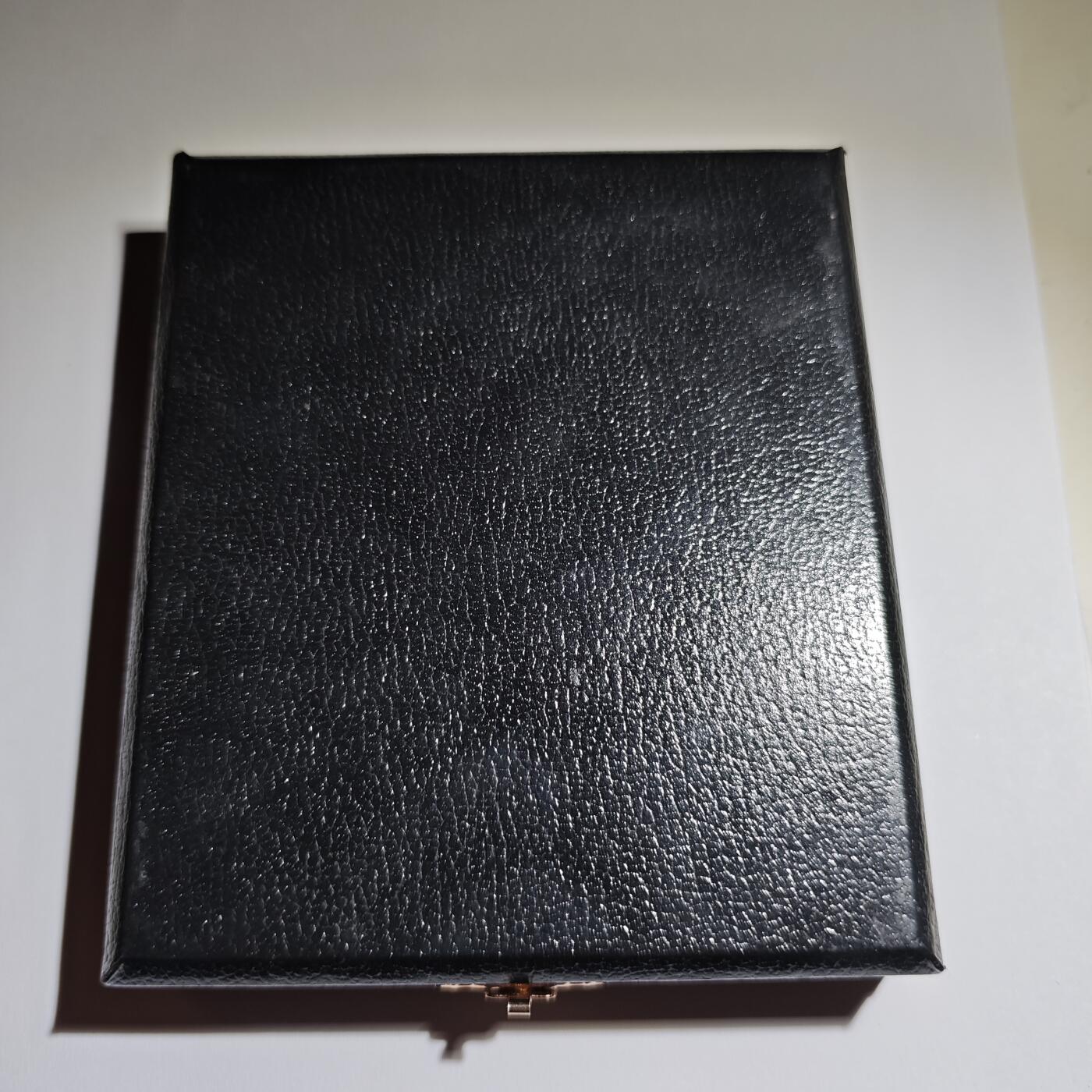 大象古币古希腊古罗马钱币专场首次拍卖1 意大利顶级钱币收纳盒品牌Abafil—评级盒礼盒蓝丝绒内衬可装1枚评级币完全未使用