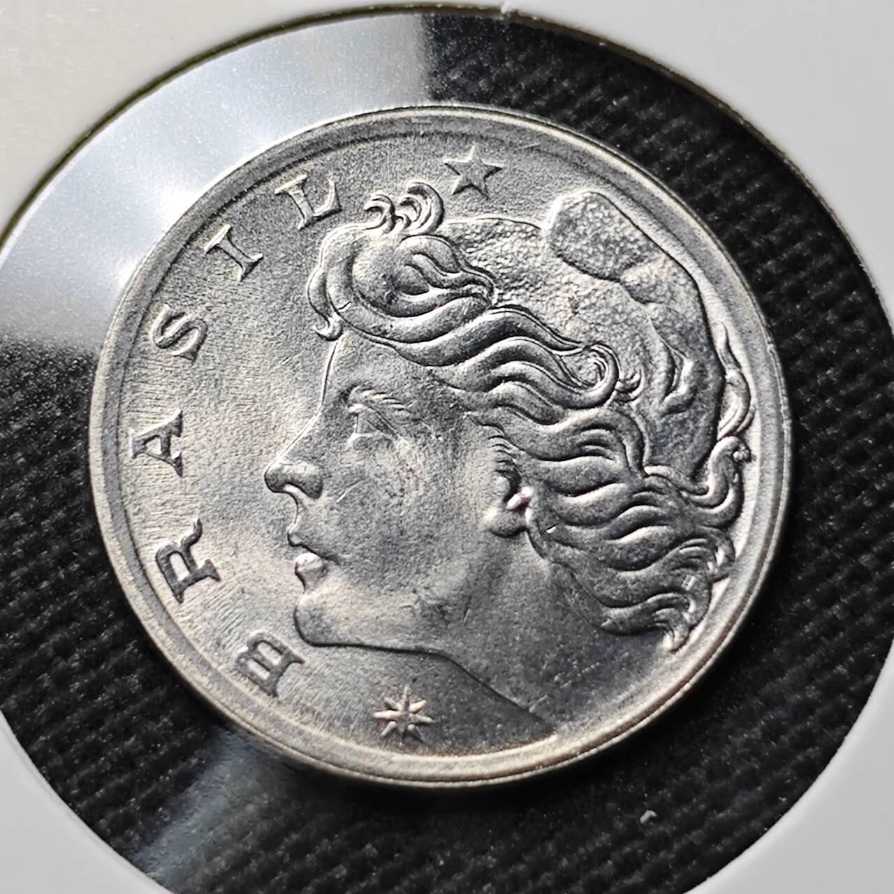 KK钱币收藏小铺  第410期 2月预留时间 周末发货  巴西5分纪念币 好品