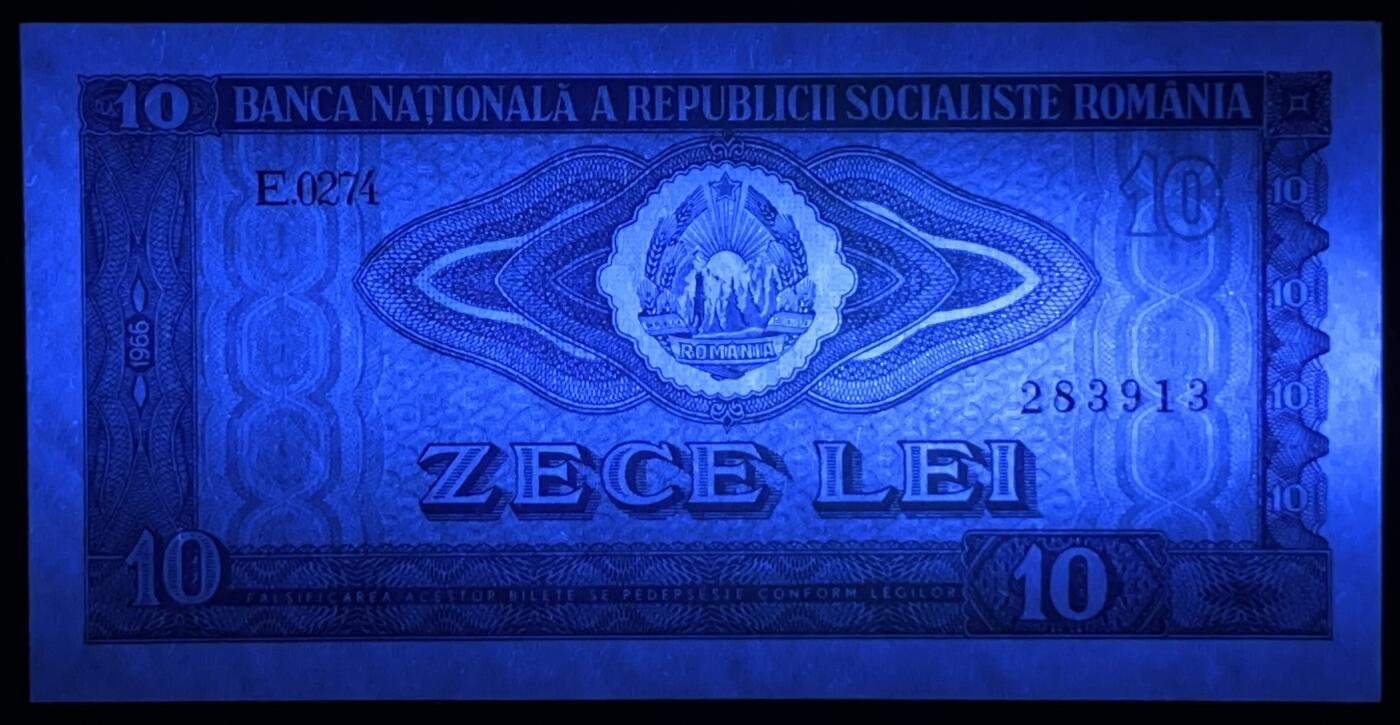 小福收藏拍卖第203期 裸钞场 本期有多张豹子号靓号 仅发行1000枚亚克力砖封蒙古20000图格里克帝国800周年纪念钞 瑞士200法郎 百慕大样钞洋葱冠全套 巴林首版大全套 卡塔尔四张套 越南 保加利亚 马其顿等多国精美纸币