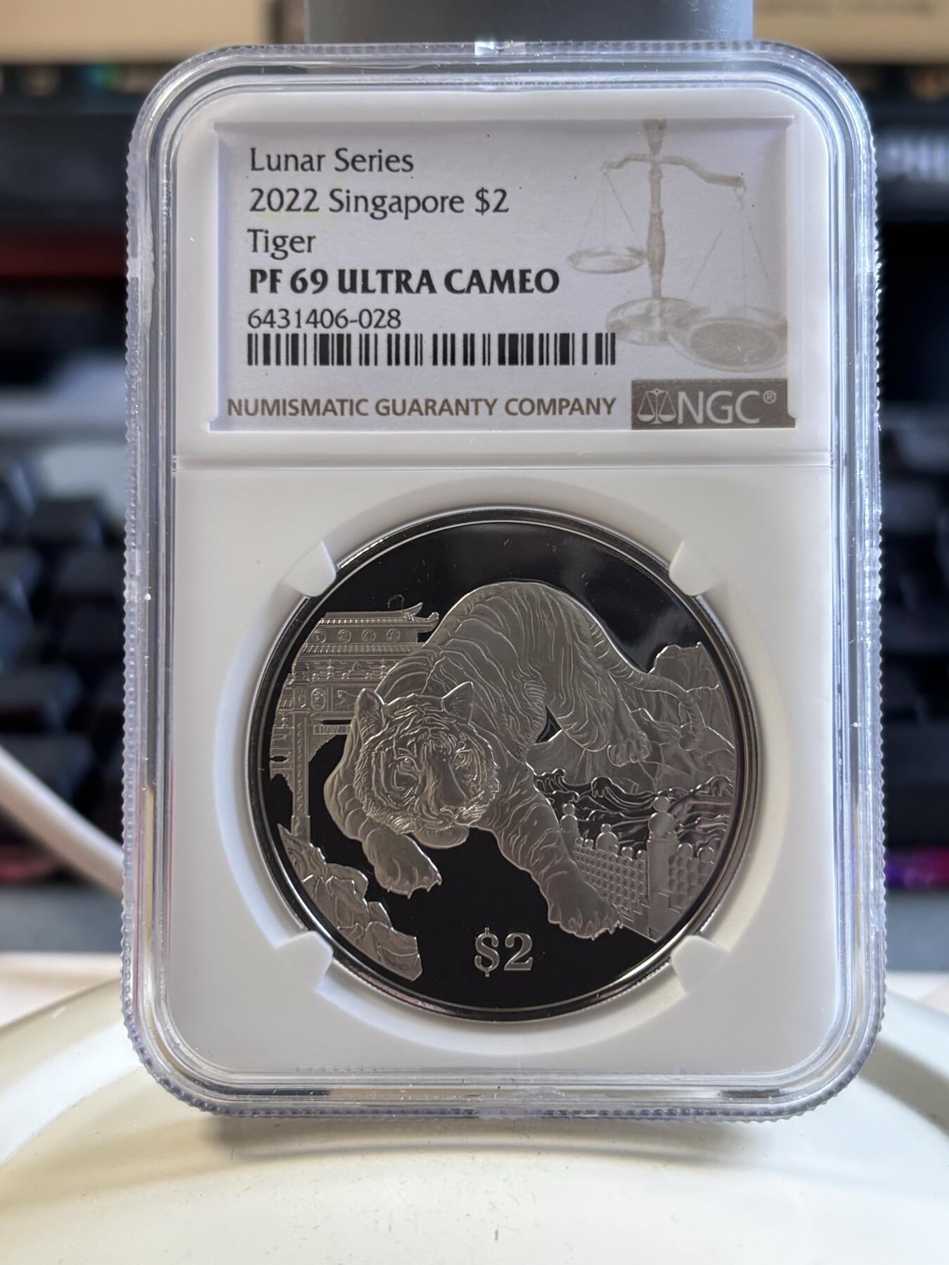 第194期拍卖 新加坡2022年十二生肖虎年铜镍纪念币NGC-PF69带盒证书