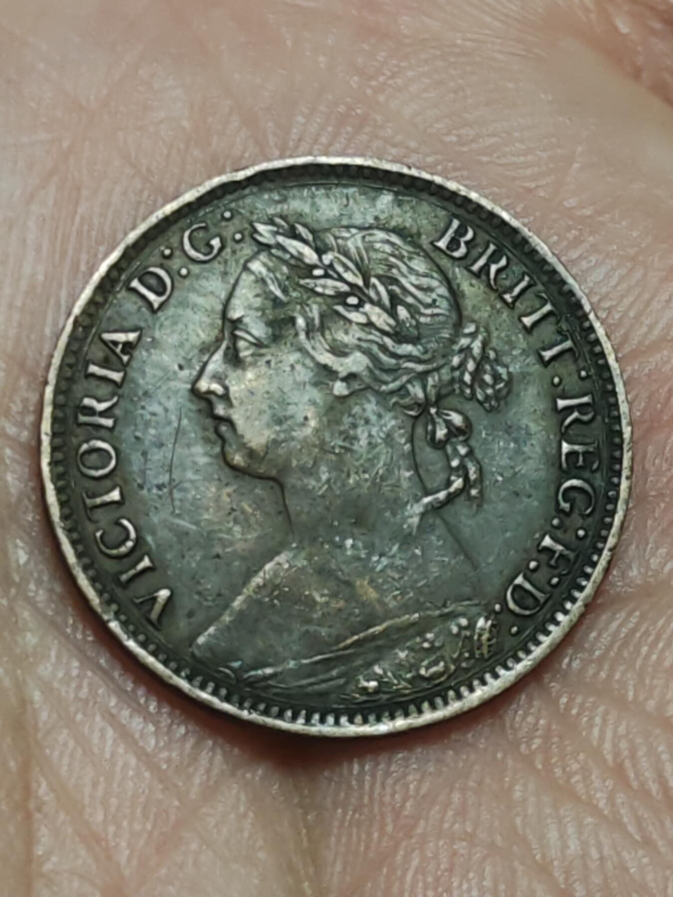 2026年第三十八场(总第二百零七场）外国好品散币场(免佣金) 英国🇬🇧1888年1法新(维多利亚女王中年桂冠第三版)