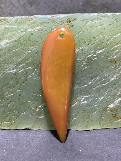 蒙料冻料战国红玛瑙通货牙形吊坠一个 - 蒙料冻料战国红玛瑙通货牙形吊坠一个