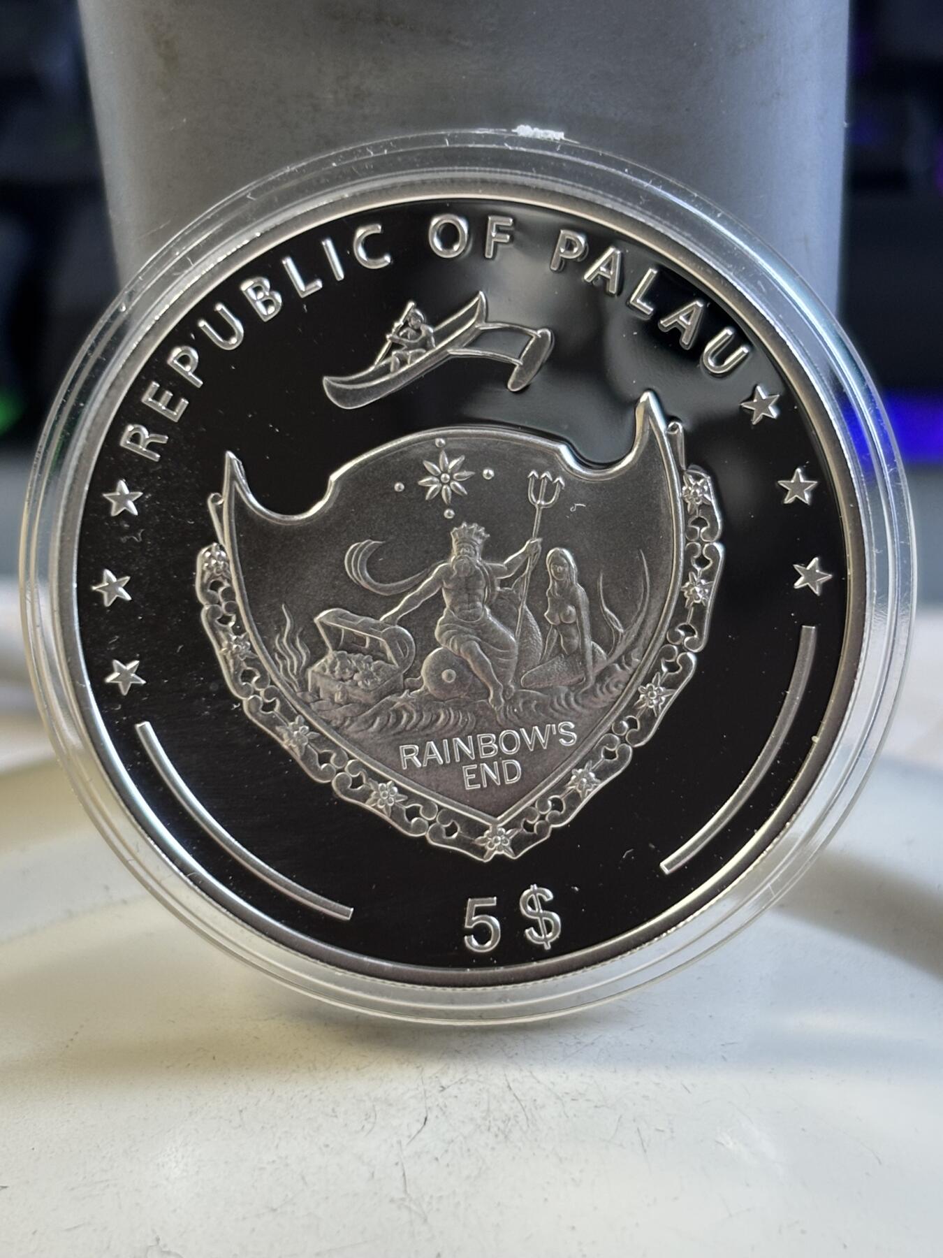 第194期拍卖 帕劳2011年泰迪熊镶嵌实体瑞士刺绣针织纪念银币带证书，25克，925银，有氧化