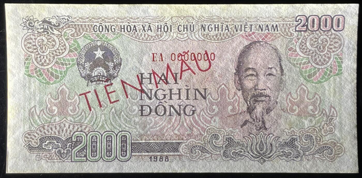 小福收藏拍卖第203期 裸钞场 本期有多张豹子号靓号 仅发行1000枚亚克力砖封蒙古20000图格里克帝国800周年纪念钞 瑞士200法郎 百慕大样钞洋葱冠全套 巴林首版大全套 卡塔尔四张套 越南 保加利亚 马其顿等多国精美纸币 越南 1988年 2000盾 全0样钞 有黄 unc-