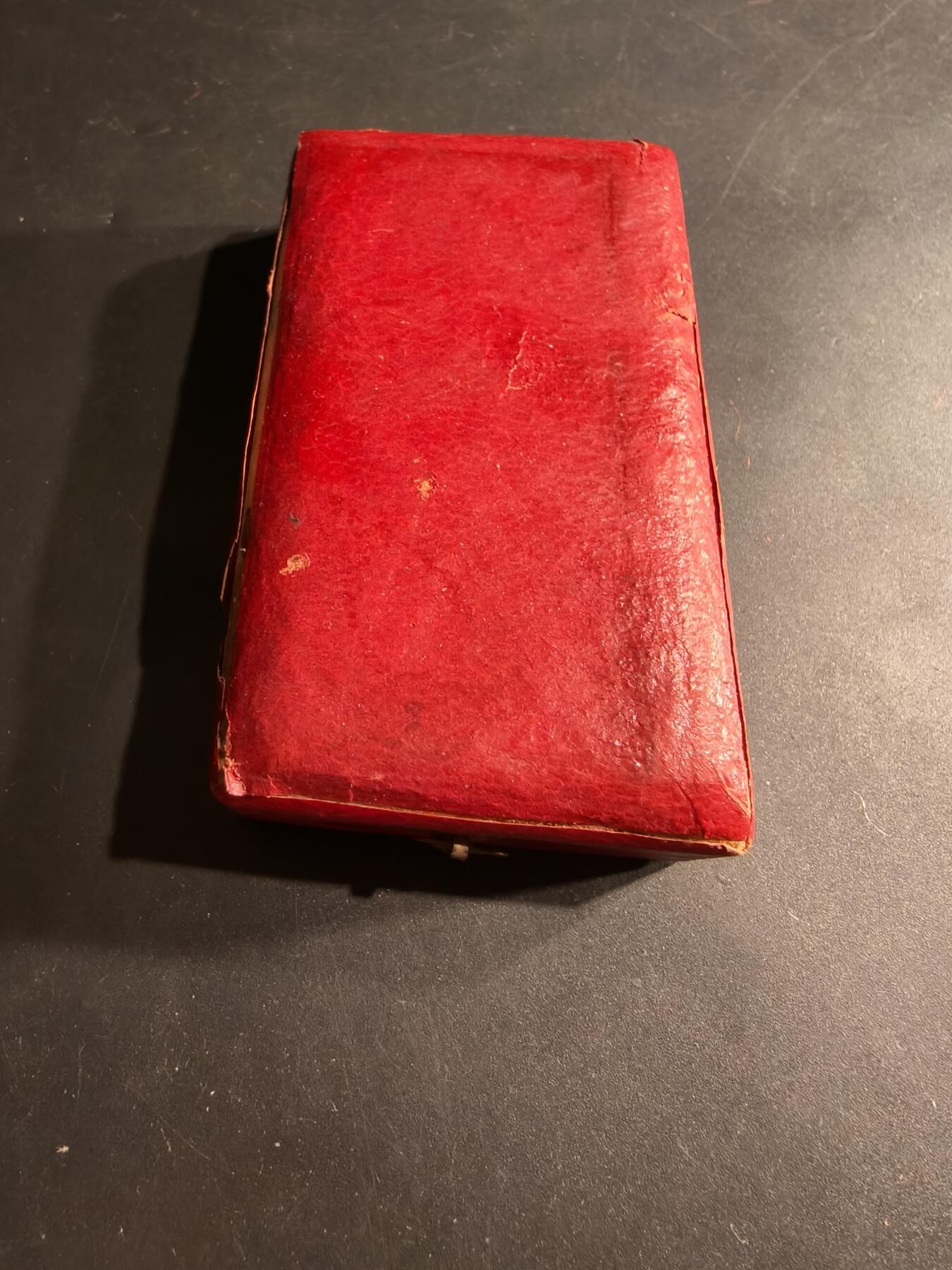 老王徽章第190期 法国庚子奖章     原盒    原铸950银   带勋条