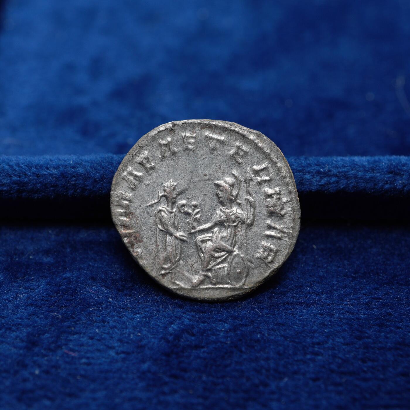 琋语集藏2026年04月欧洲古典打制币拍卖 古罗马帝国-皇后萨洛尼娜1安敦尼安洗银币