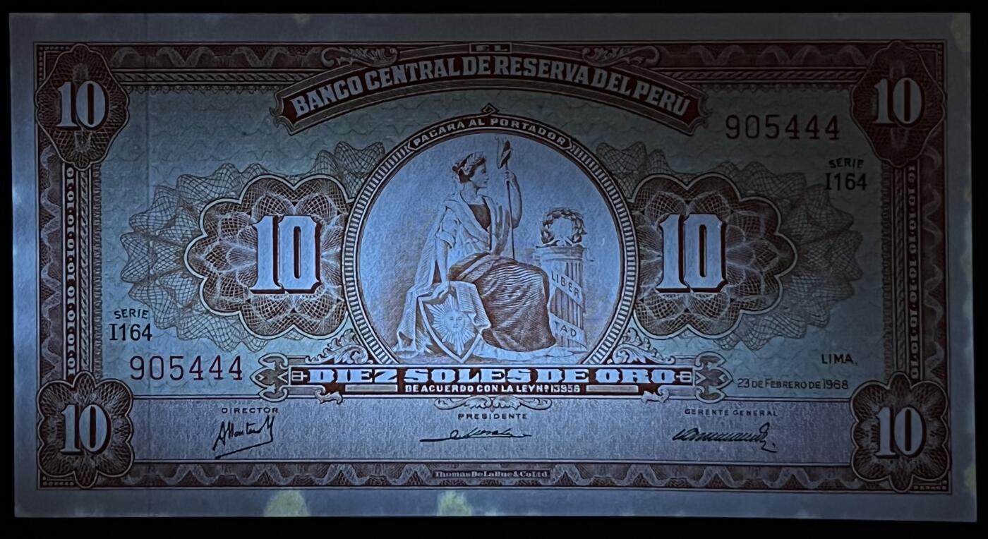 小福收藏拍卖第203期 裸钞场 本期有多张豹子号靓号 仅发行1000枚亚克力砖封蒙古20000图格里克帝国800周年纪念钞 瑞士200法郎 百慕大样钞洋葱冠全套 巴林首版大全套 卡塔尔四张套 越南 保加利亚 马其顿等多国精美纸币 秘鲁 1968年 10索尔 豹子号444 有黄 unc