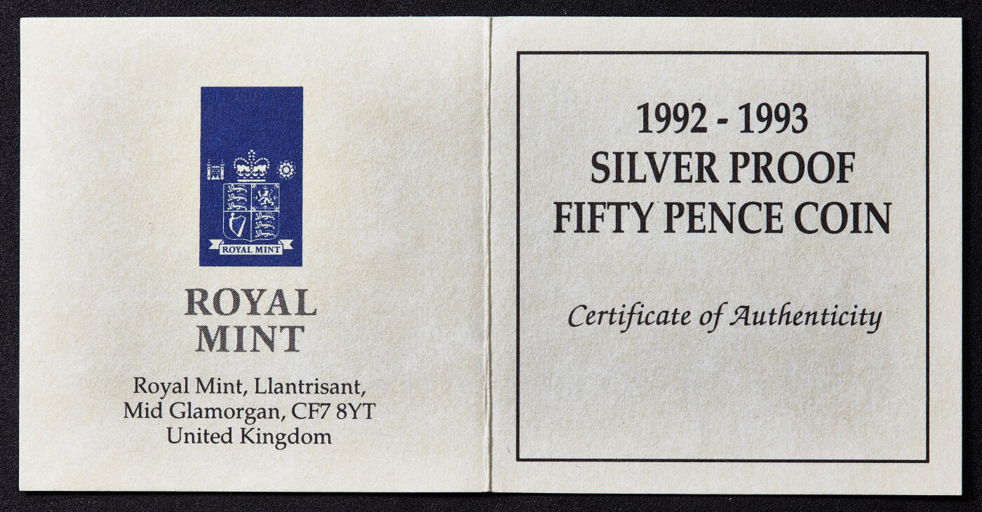 【俄甄集藏】2026年(050)04-01星期三 晚 19:30 全场包邮 英国1992年纪念担任92-93欧共体轮值主席国50便士精制银币，原盒证，重13.5克，925银，发行量35000枚