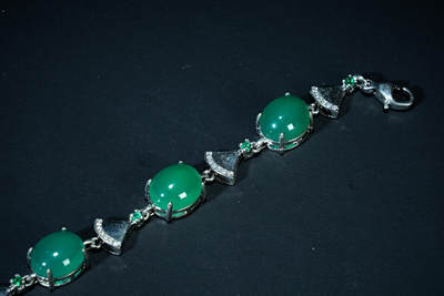 上海都达杂项专场102【全场包邮】  天然绿玛瑙 蛋面手链94-156