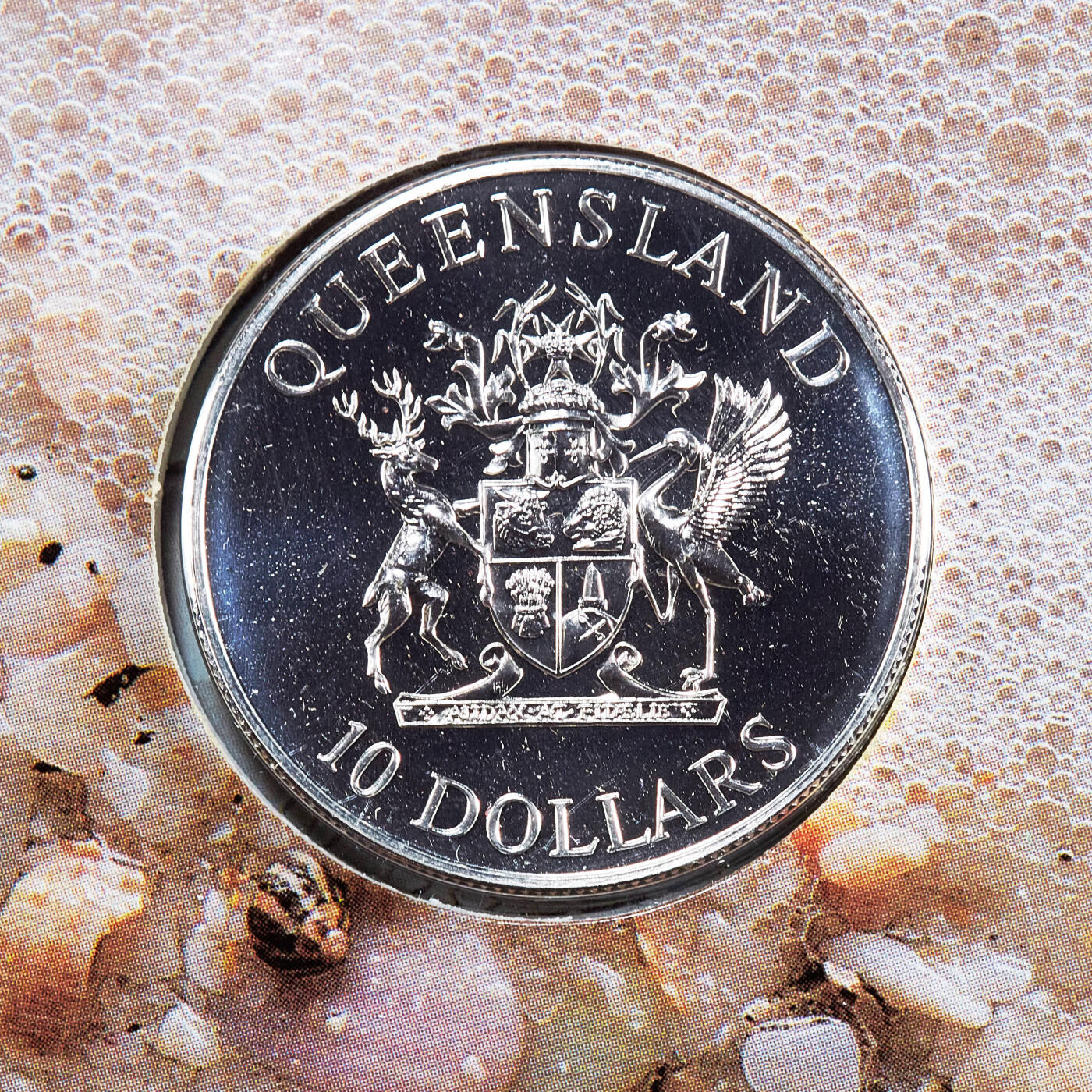 【俄甄集藏】2026年(050)04-01星期三 晚 19:30 全场包邮 澳大利亚1989年行政区系列-昆士兰州10元册装银币，带证，重20克，925银，发行量48929枚