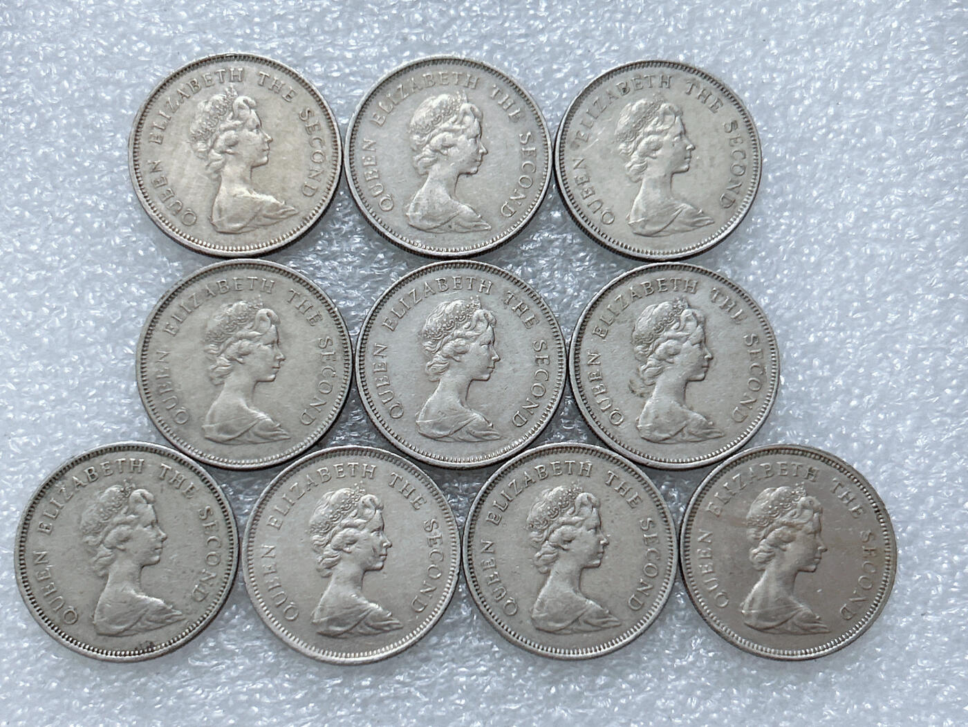 第一海外回流一元起拍收藏 散集专场  第308期 香港1979年1元硬币 壹圆钱币 花冠英女王头像版25mm 10枚