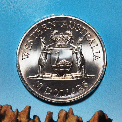 【俄甄集藏】2026年(050)04-01星期三 晚 19:30 全场包邮 - 澳大利亚1990年行政区系列-西澳大利亚州10元册装银币，带证，重20克，925银，发行量28133枚