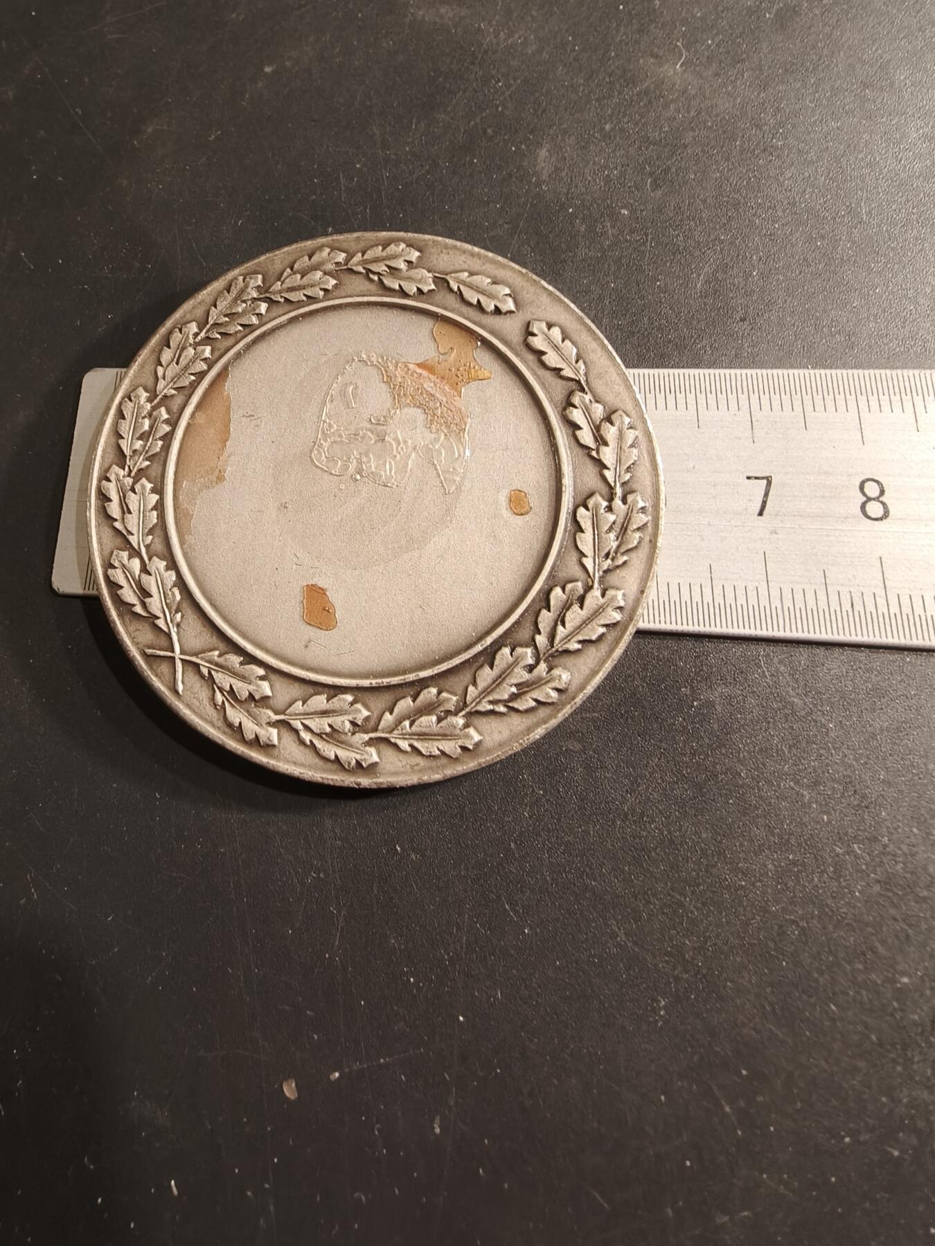 老王徽章第190期 法国纪念章    直径60mm    重量85.7g