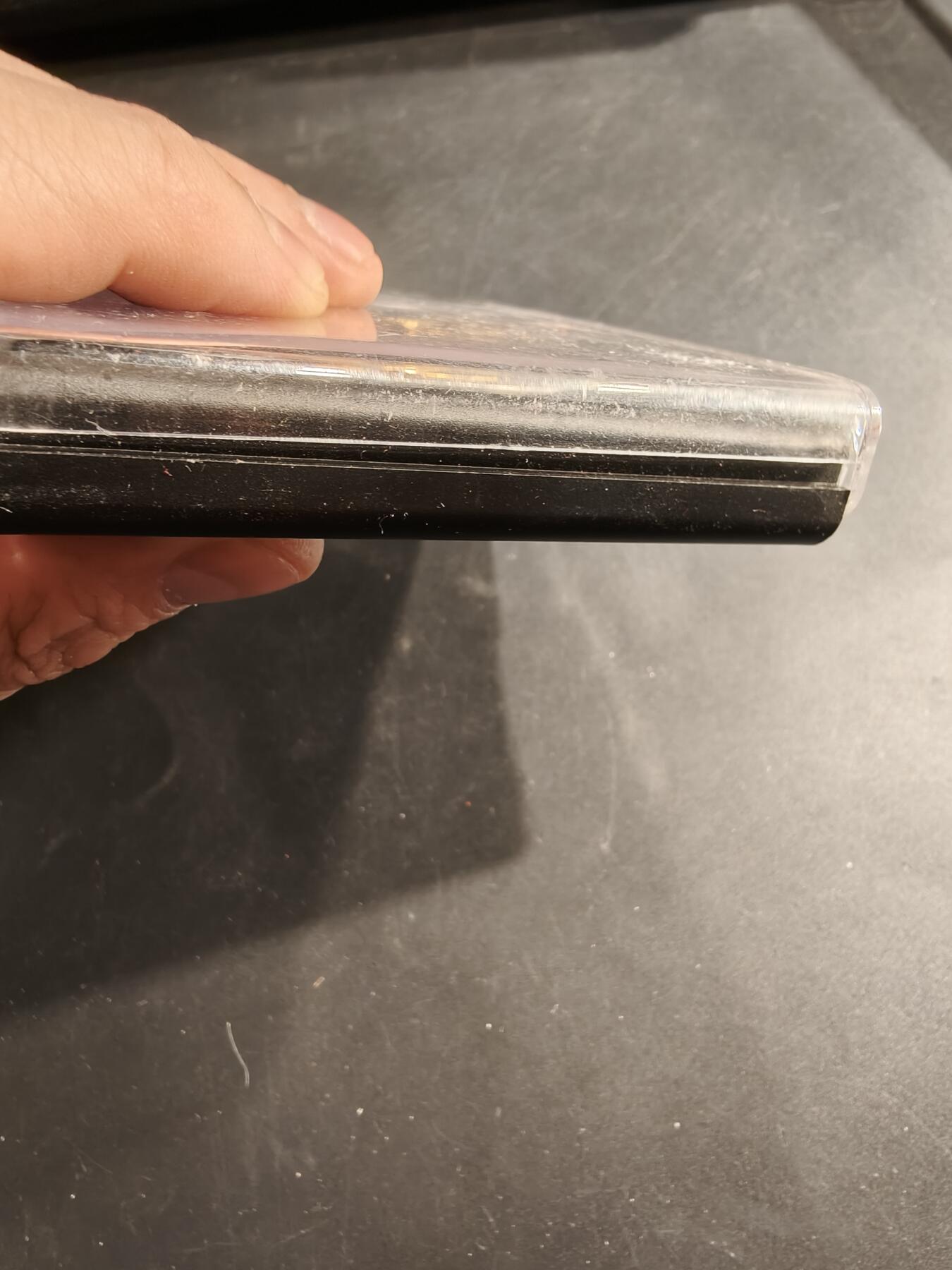 老王徽章第190期 法国盲人与视力障碍者联合会纪念章     原盒，盒子有变形      直径60mm      重量88g