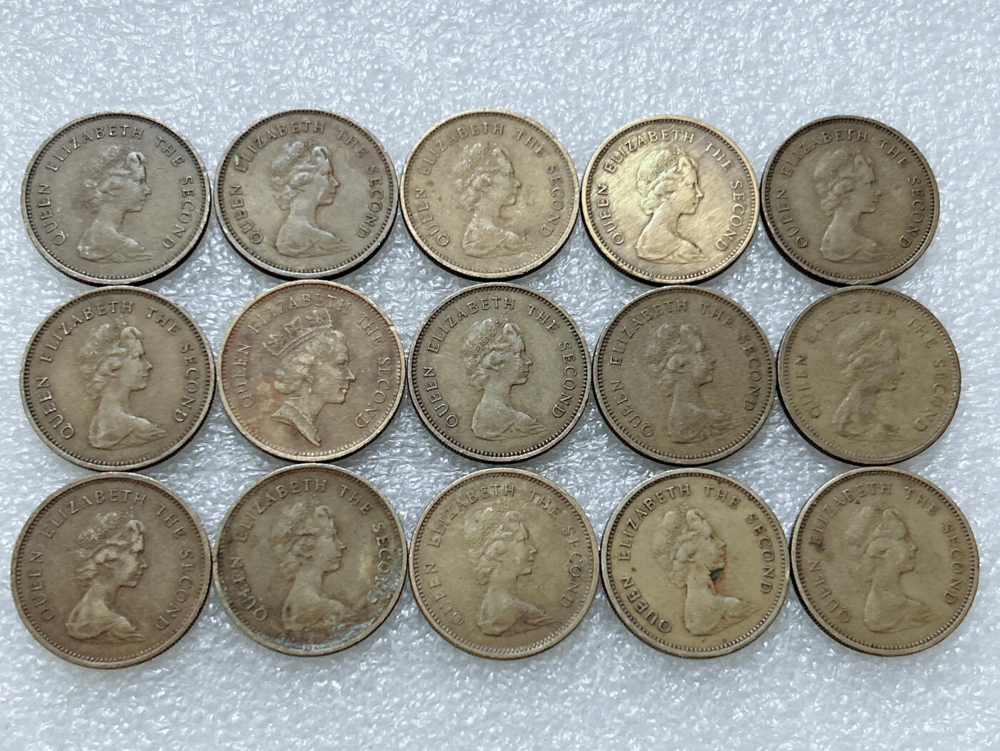 第一海外回流一元起拍收藏 散集专场  第308期 香港5毫黄铜币 伊丽莎白女王版 15枚