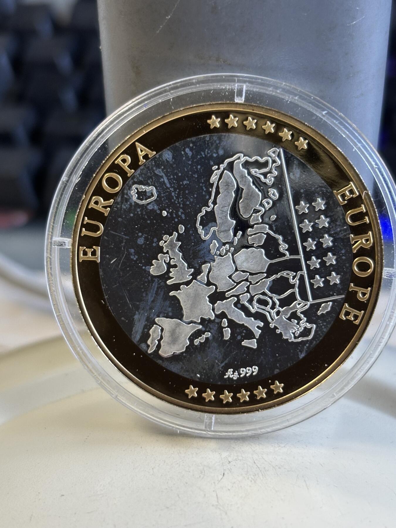 第194期拍卖 卢森堡欧元区镀金纯银纪念章，20克，999银