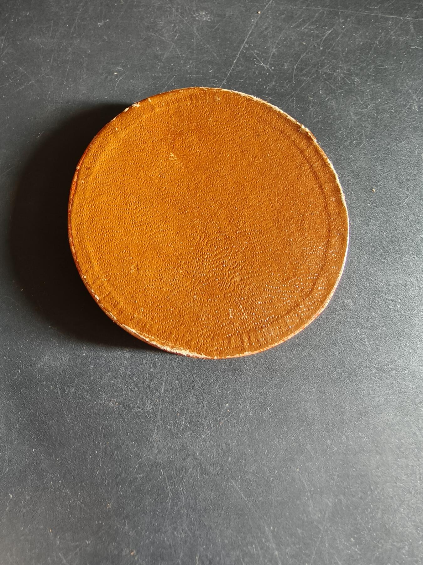 老王徽章第190期 法国蒙贝利亚尔储蓄银行大铜章     原盒      直径56mm     重量69.2g