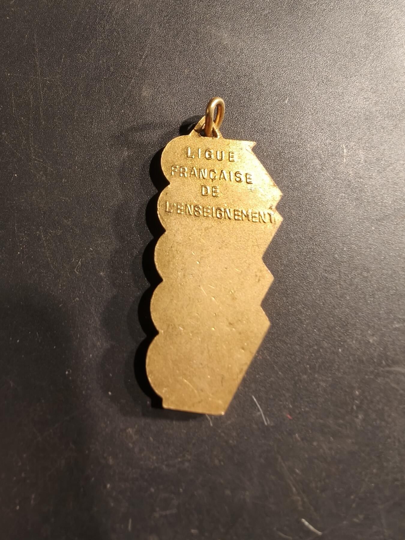 老王徽章第190期 法国体育纪念章