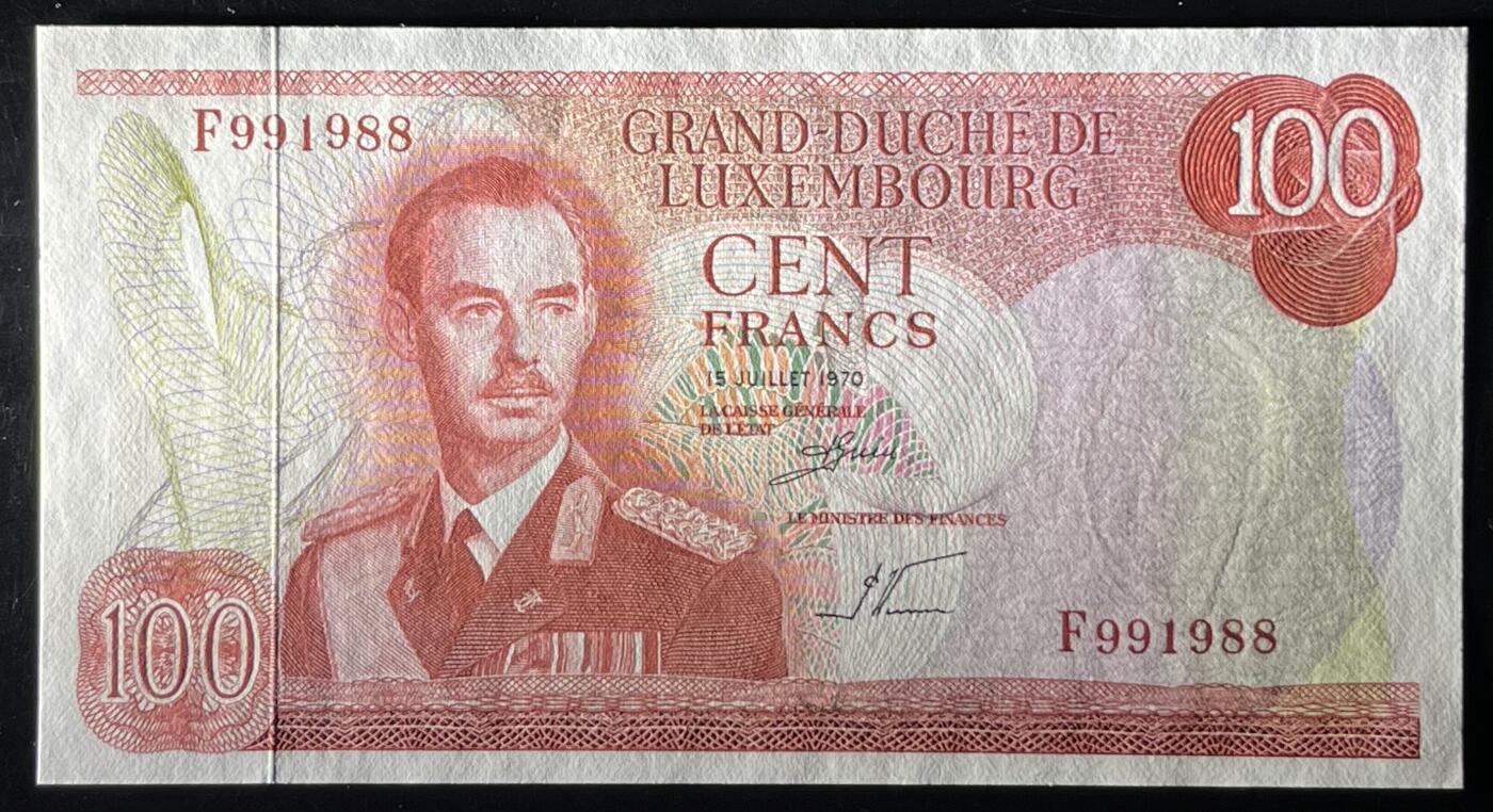 小福收藏拍卖第203期 裸钞场 本期有多张豹子号靓号 仅发行1000枚亚克力砖封蒙古20000图格里克帝国800周年纪念钞 瑞士200法郎 百慕大样钞洋葱冠全套 巴林首版大全套 卡塔尔四张套 越南 保加利亚 马其顿等多国精美纸币 卢森堡 1970年 100法郎 该版最高值 数3 靓号 年份号991988  unc