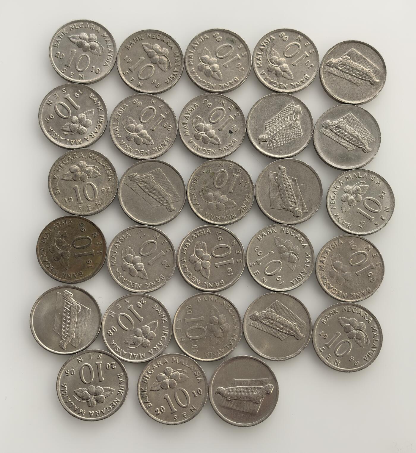 外国优质老铜币银币苏联纪念章，每周六晚九点倒数截拍，满百包邮可寄存，持续收拍