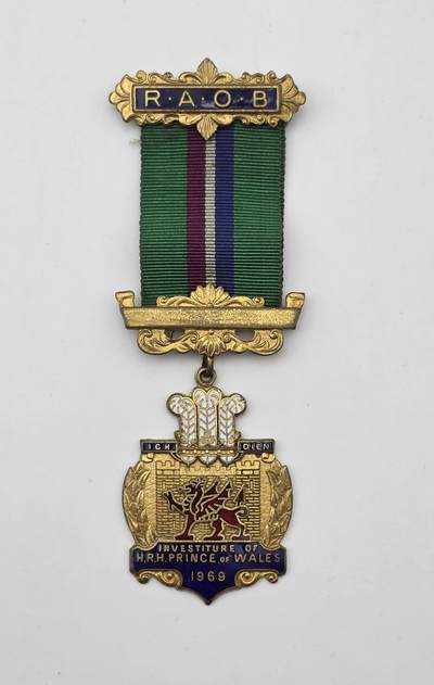 共济会拍卖专场 - 共济会-1969年威尔士亲王授勋纪念勋章