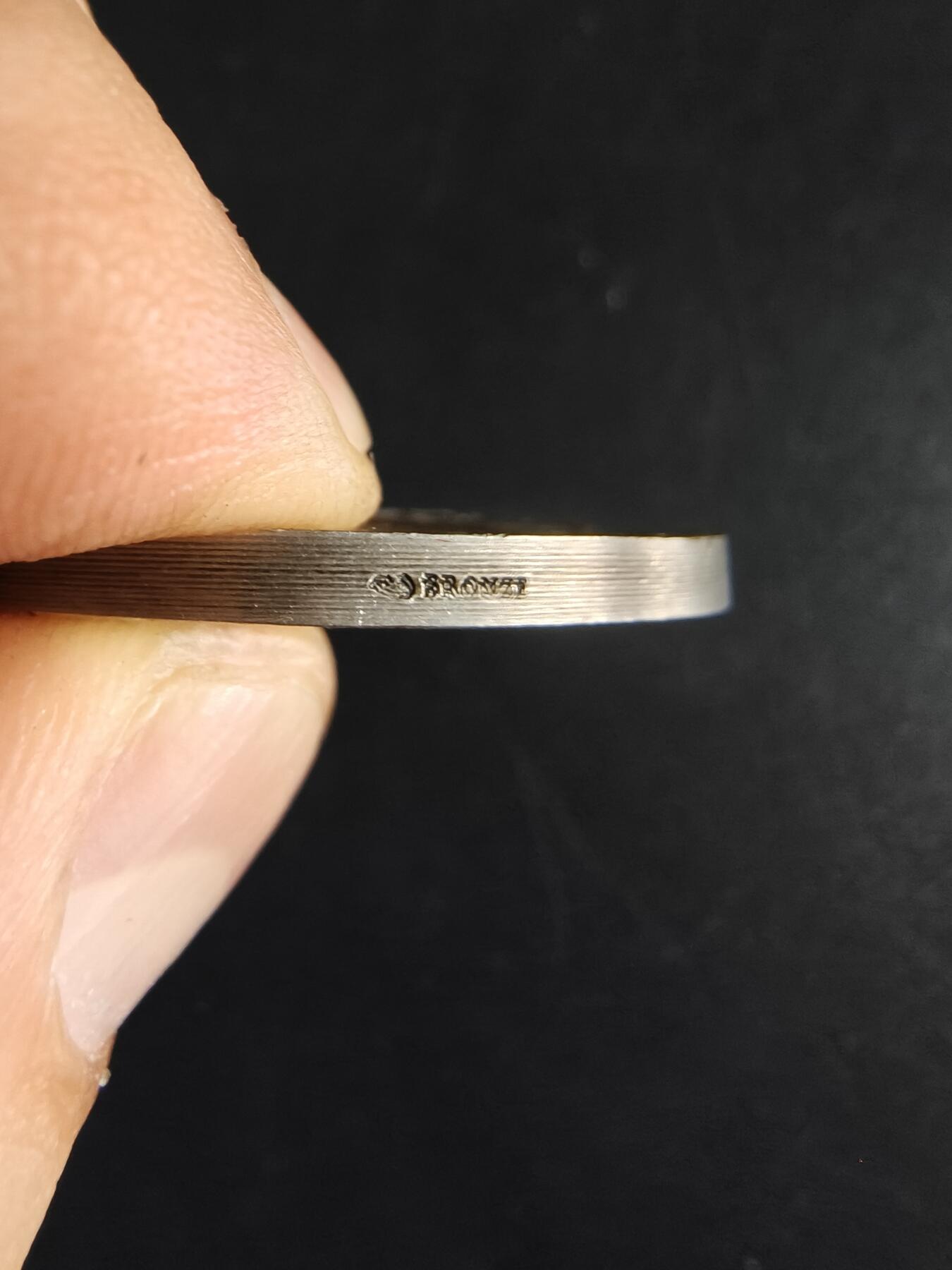 老王徽章第190期 法国射击协会镀银大铜章      大师亨利·杜布瓦作品     直径45mm      重量47.5g