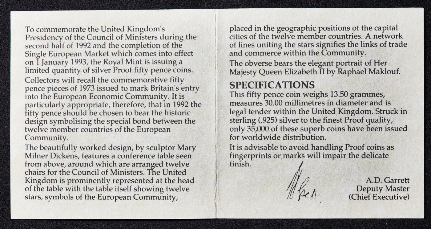 【俄甄集藏】2026年(050)04-01星期三 晚 19:30 全场包邮 英国1992年纪念担任92-93欧共体轮值主席国50便士精制银币，原盒证，重13.5克，925银，发行量35000枚