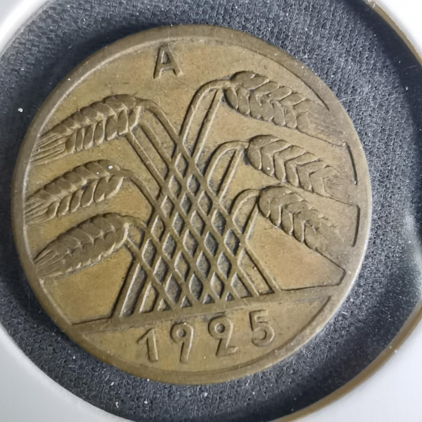 沼泽如烟--第1037场 德国1925年10芬尼