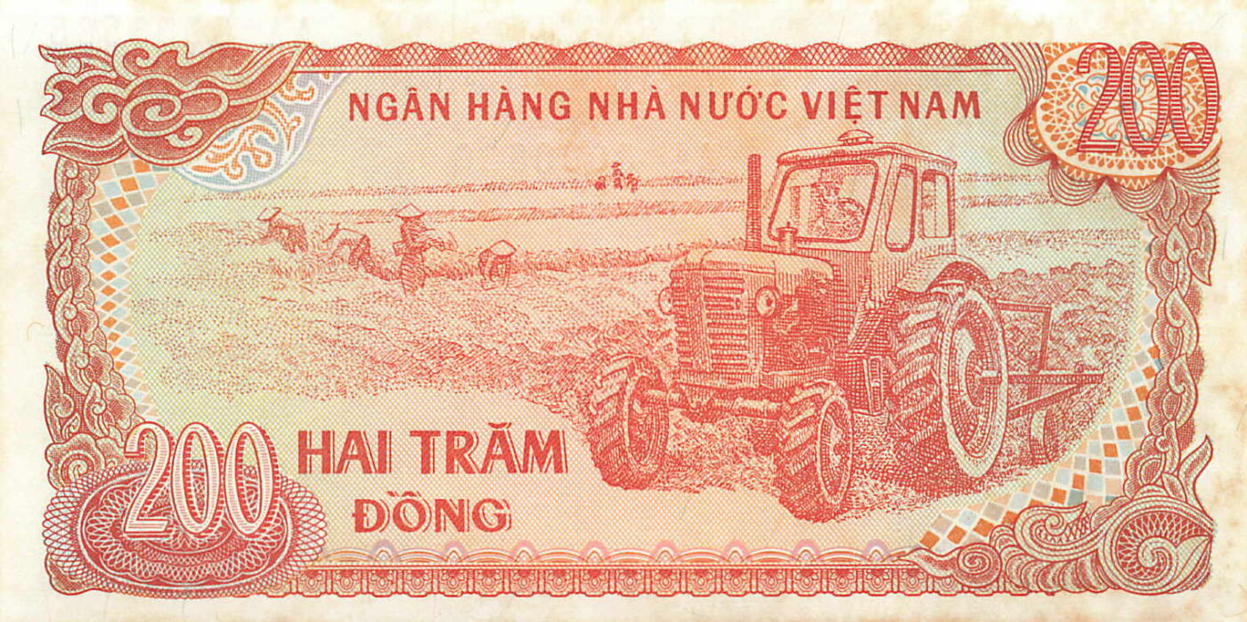 小福收藏拍卖第203期 裸钞场 本期有多张豹子号靓号 仅发行1000枚亚克力砖封蒙古20000图格里克帝国800周年纪念钞 瑞士200法郎 百慕大样钞洋葱冠全套 巴林首版大全套 卡塔尔四张套 越南 保加利亚 马其顿等多国精美纸币