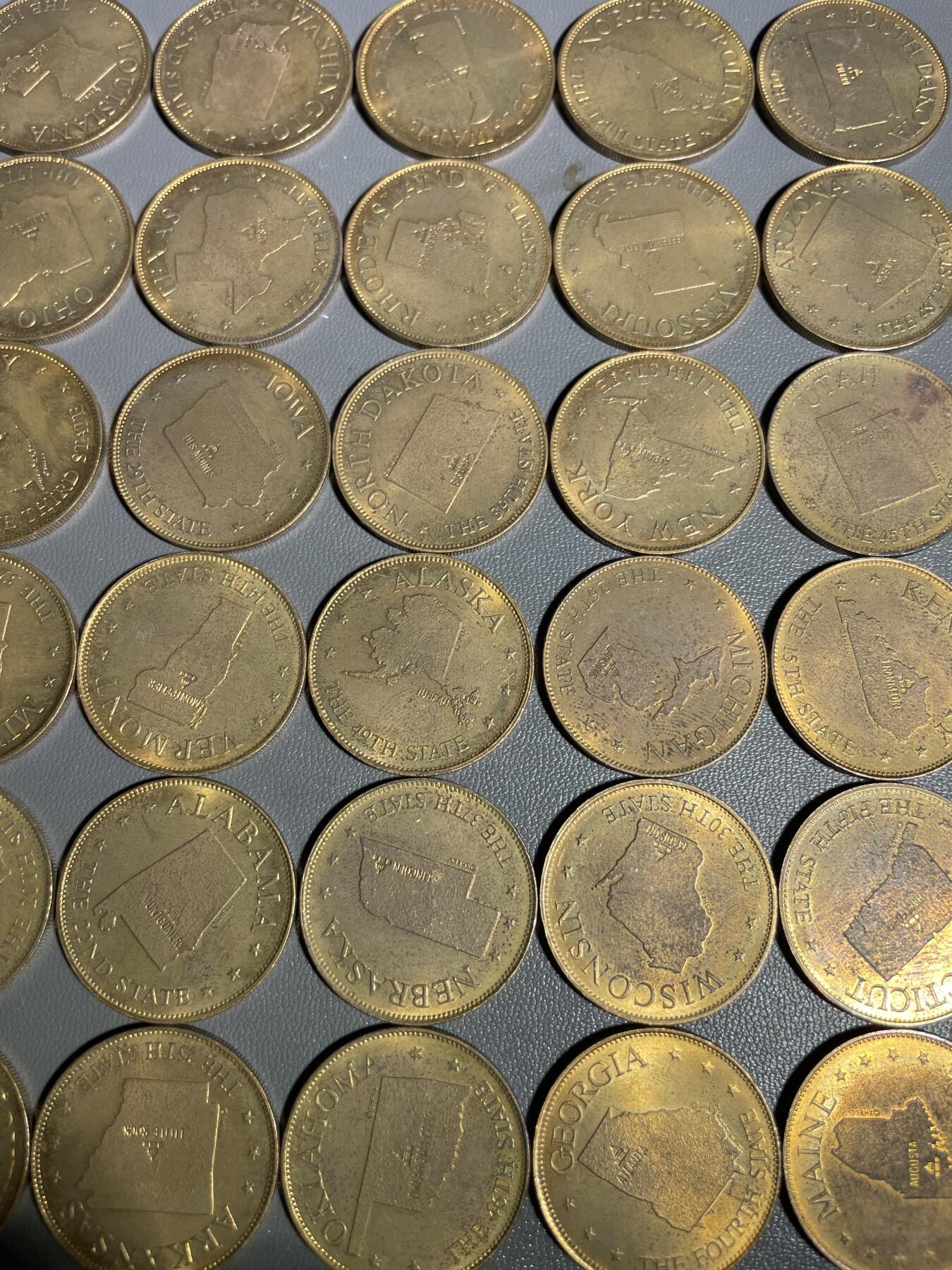 回流0328 全套50枚齐！Shell Oil（壳牌石油） 在20世纪60年代推出的「States of the Union（联邦各州）」集换式促销代币，属于美国州主题纪念章（Exonumia）