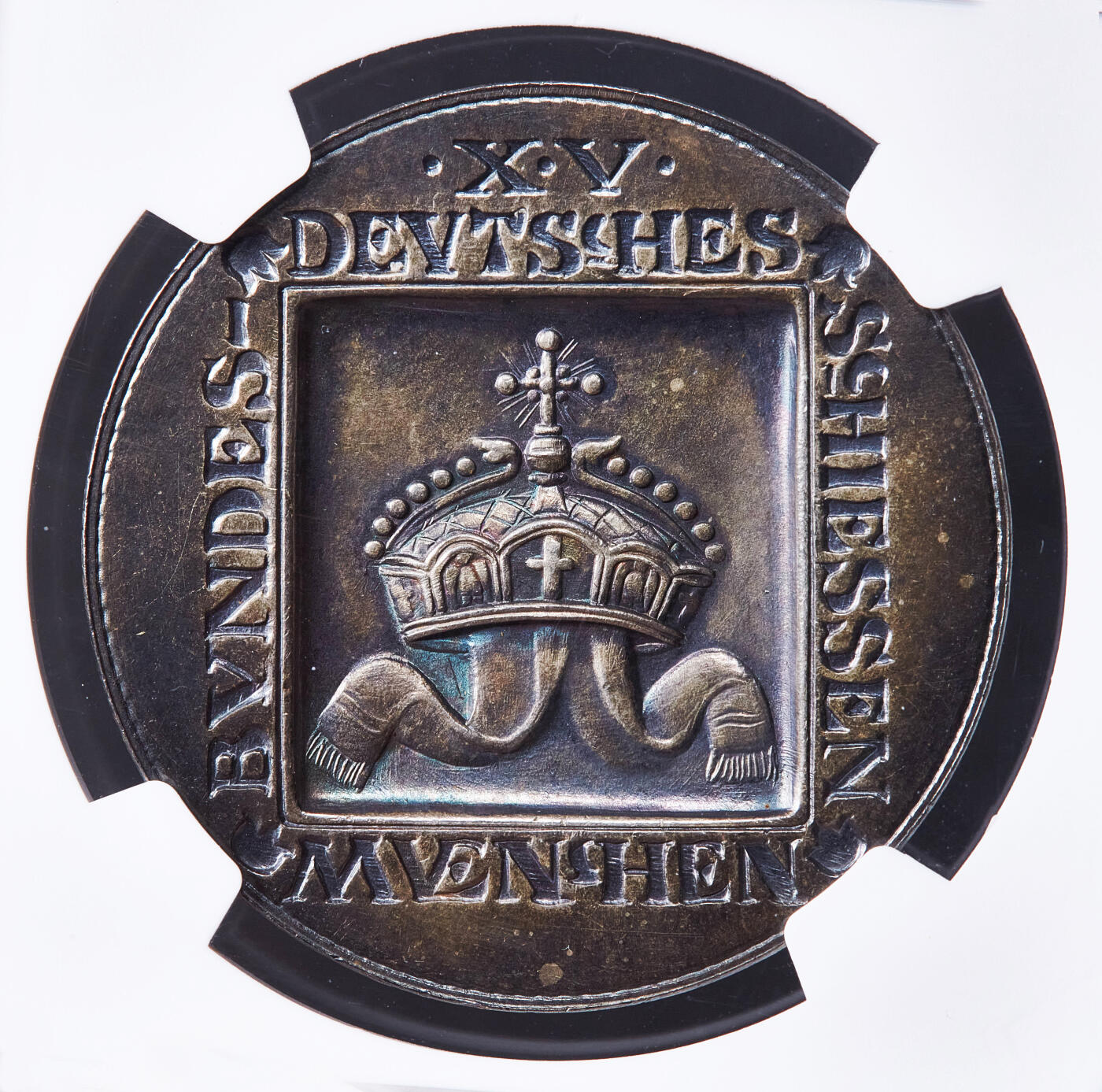 【俄甄集藏】2026年(050)04-01星期三 晚 19:30 全场包邮 德国1906年纪念慕尼黑第15届联邦射击节银章，NGC MS64，酱彩老包浆，设计精美，名誉品种