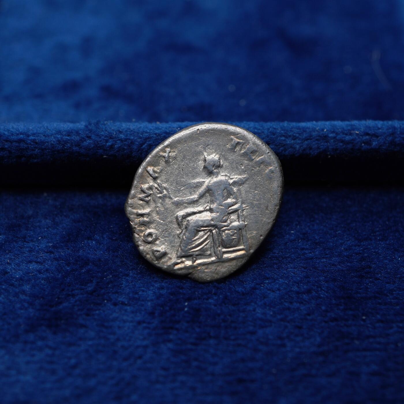 琋语集藏2026年04月欧洲古典打制币拍卖 古罗马帝国-维斯帕先与和平女神银币