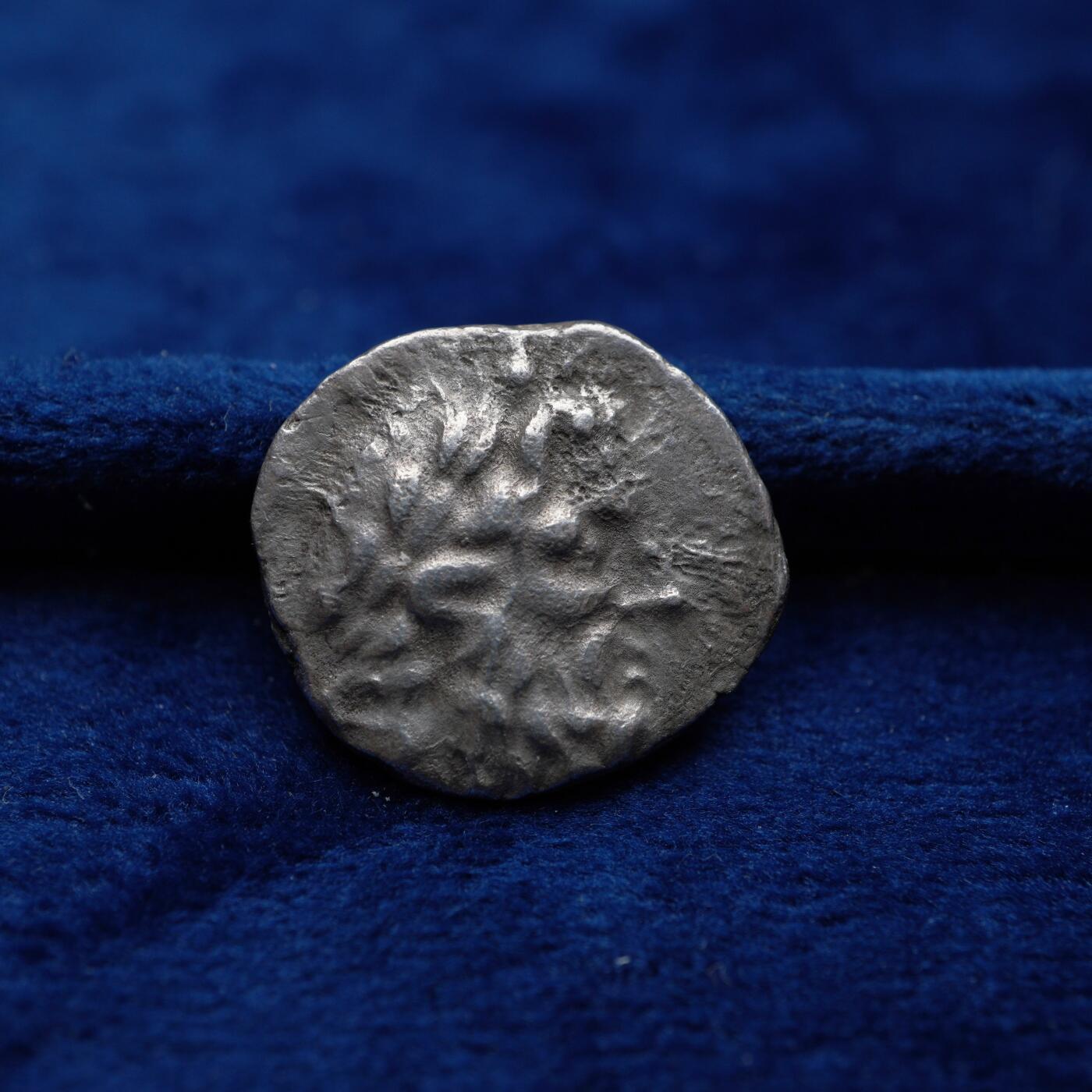 琋语集藏2026年04月欧洲古典打制币拍卖 古希腊卡利亚-Myndos 塞拉皮斯与伊西斯冠银币