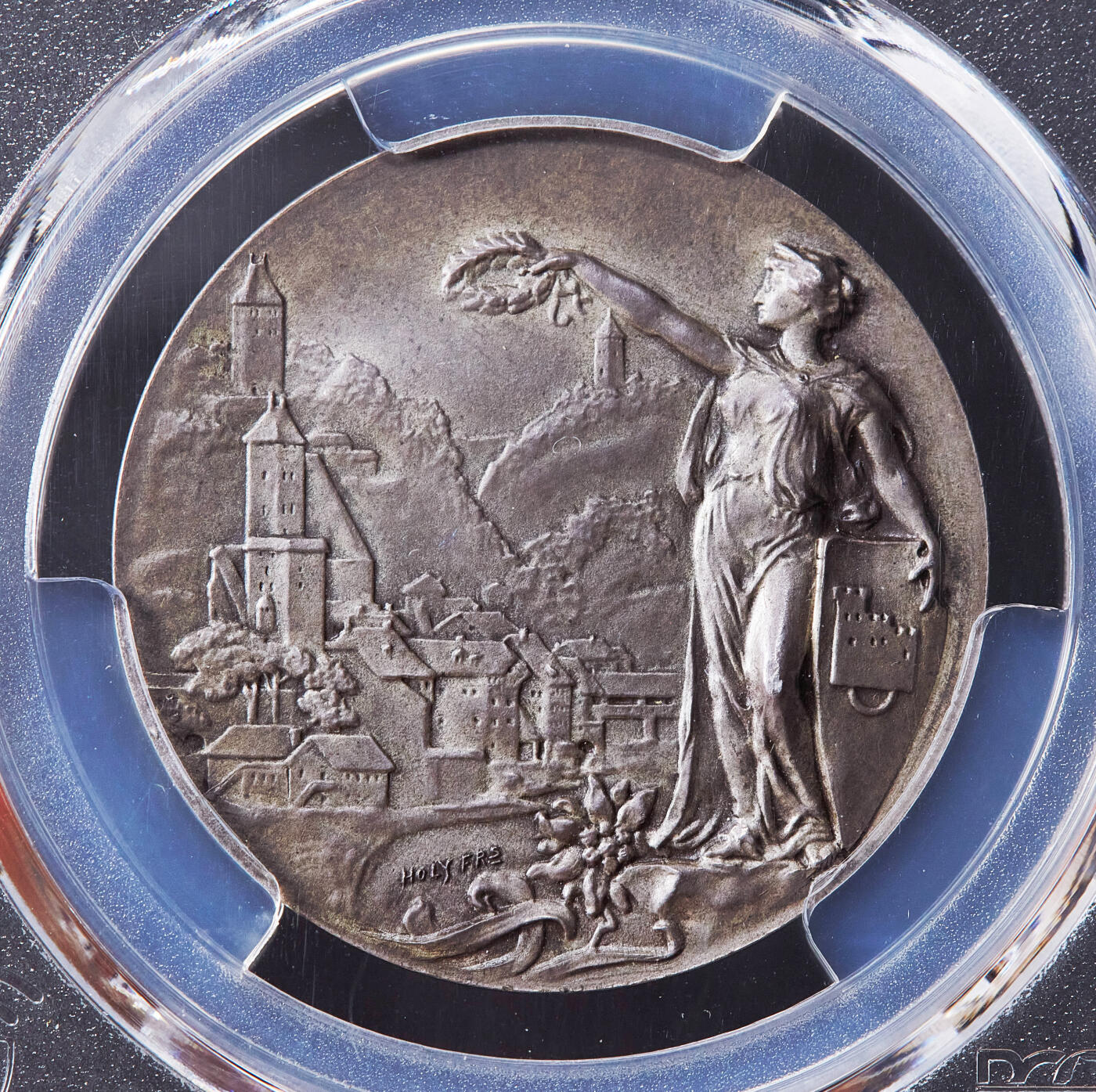 【俄甄集藏】2026年(050)04-01星期三 晚 19:30 全场包邮 瑞士1905年纪念弗里堡射击节银章，PCGS SP65，雕刻家乔治·汉茨作品，胜利女神与城市风光设计精美，原味老包浆，季军