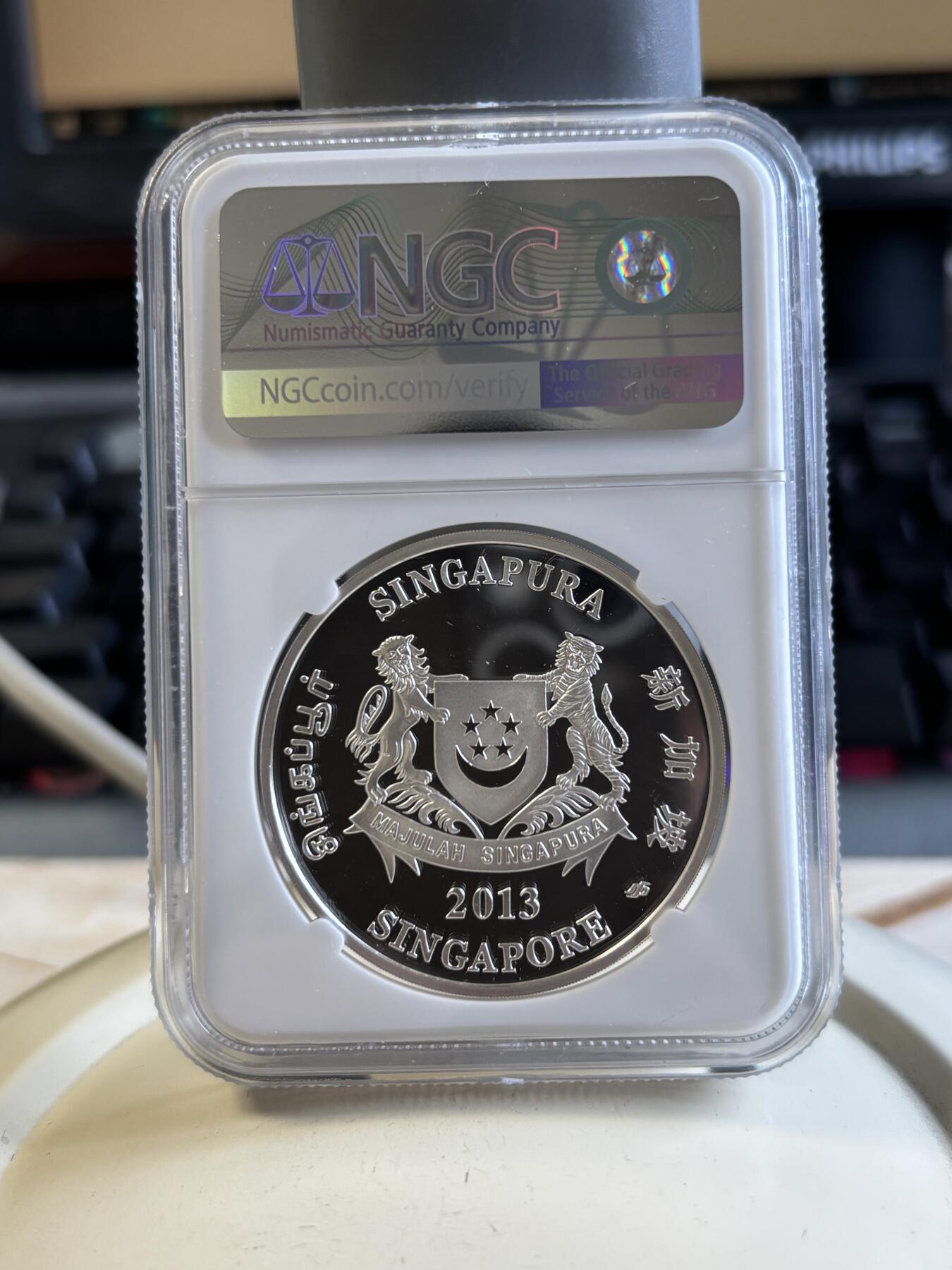 第194期拍卖 新加坡2013年花卉系列彩色1盎司纪念银币2枚套NGC-PF70,999银，1盎司*2