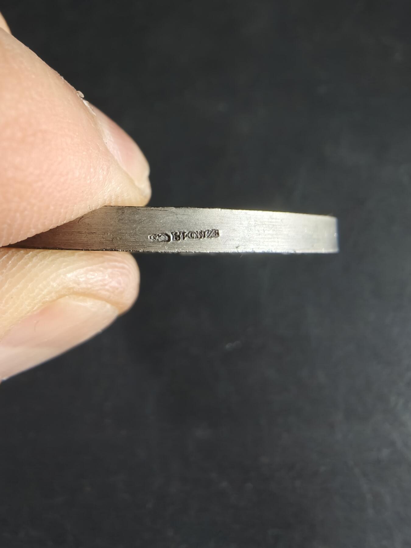 老王徽章第190期