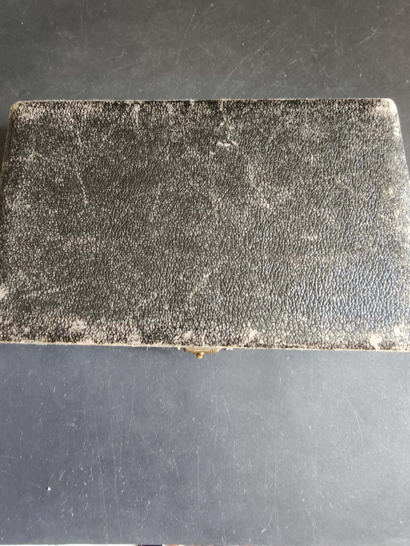 老王徽章第190期 德三镀银餐勺一组    原盒     带90厂标     长度约14cm     重量一组204.3g