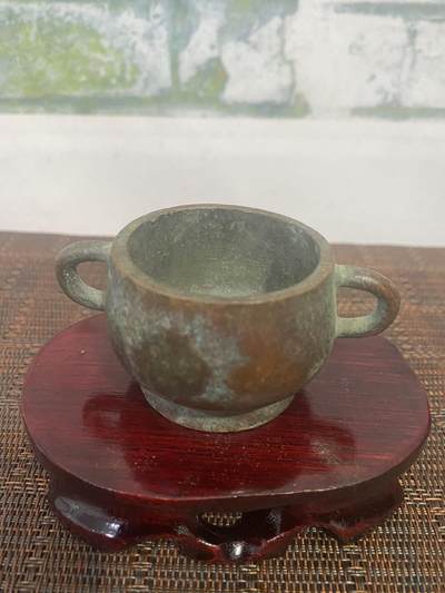 江南站杂件场 - 铜炉