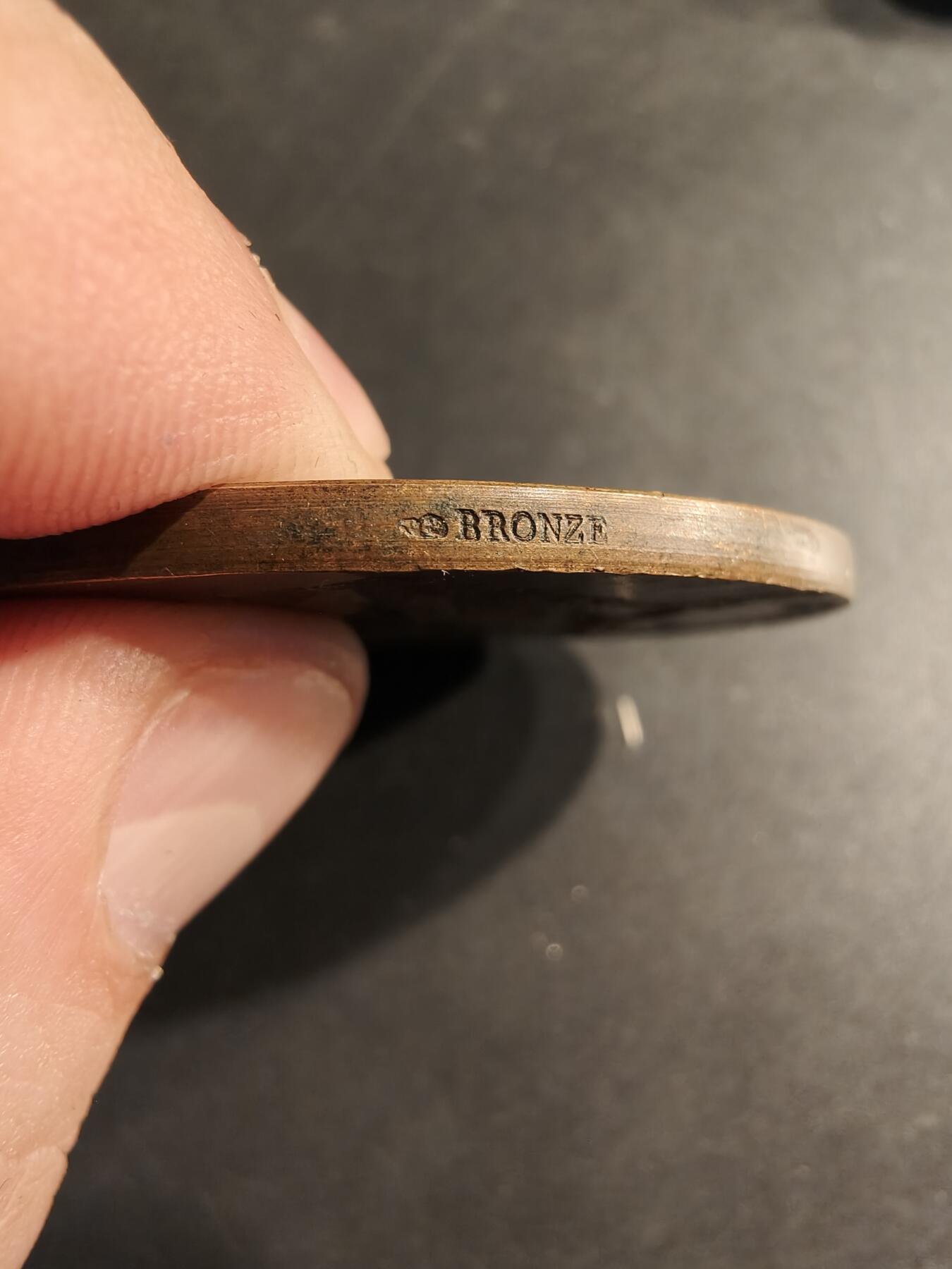 老王徽章第190期 法国农业部地区农业竞赛大铜章      大师阿尔菲·杜布瓦作品     直径50mm     重量59.5g