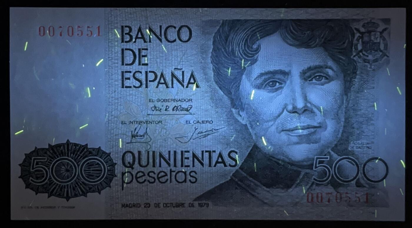 小福收藏拍卖第203期 裸钞场 本期有多张豹子号靓号 仅发行1000枚亚克力砖封蒙古20000图格里克帝国800周年纪念钞 瑞士200法郎 百慕大样钞洋葱冠全套 巴林首版大全套 卡塔尔四张套 越南 保加利亚 马其顿等多国精美纸币 西班牙 1979年 500比塞塔 纯数字冠 很少见 unc