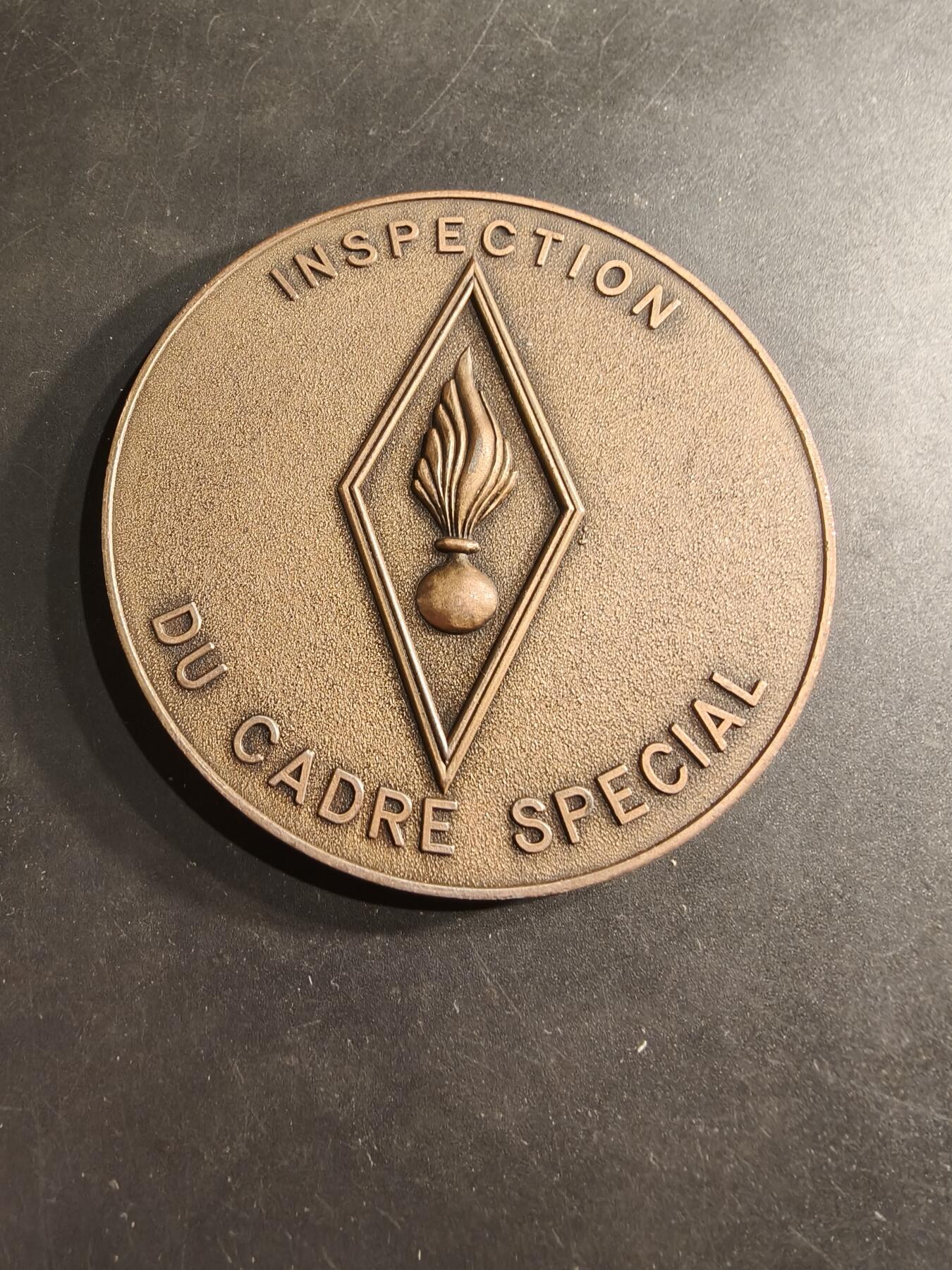 老王徽章第190期 法国陆军特别军官团视察组纪念章    由负责人库尔茨将军授予     直径80mm     重量126.5g