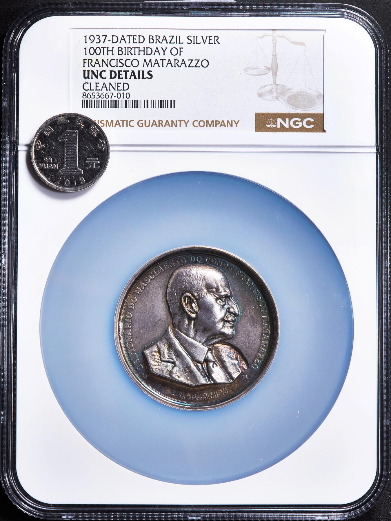 【俄甄集藏】2026年(050)04-01星期三 晚 19:30 全场包邮 巴西1937年纪念工业巨头、巴西现代工业奠基人弗朗切斯科·马塔拉佐伯爵逝世大银章，NGC UNCD，五彩包浆，高浮雕，十分厚重，直径52mm，重：83克，少见品种，标签错误
